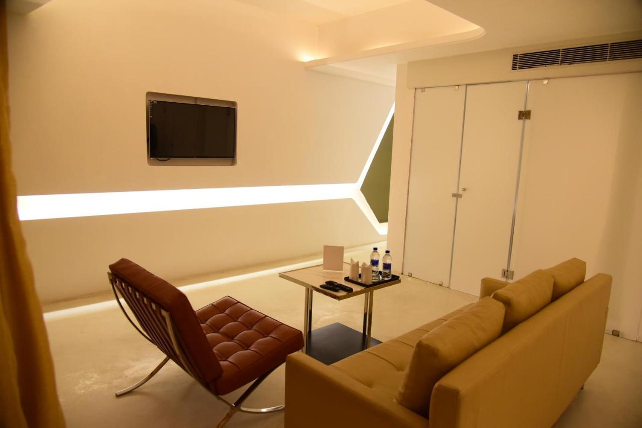 Ramaya Hotel Rohtak Luaran gambar